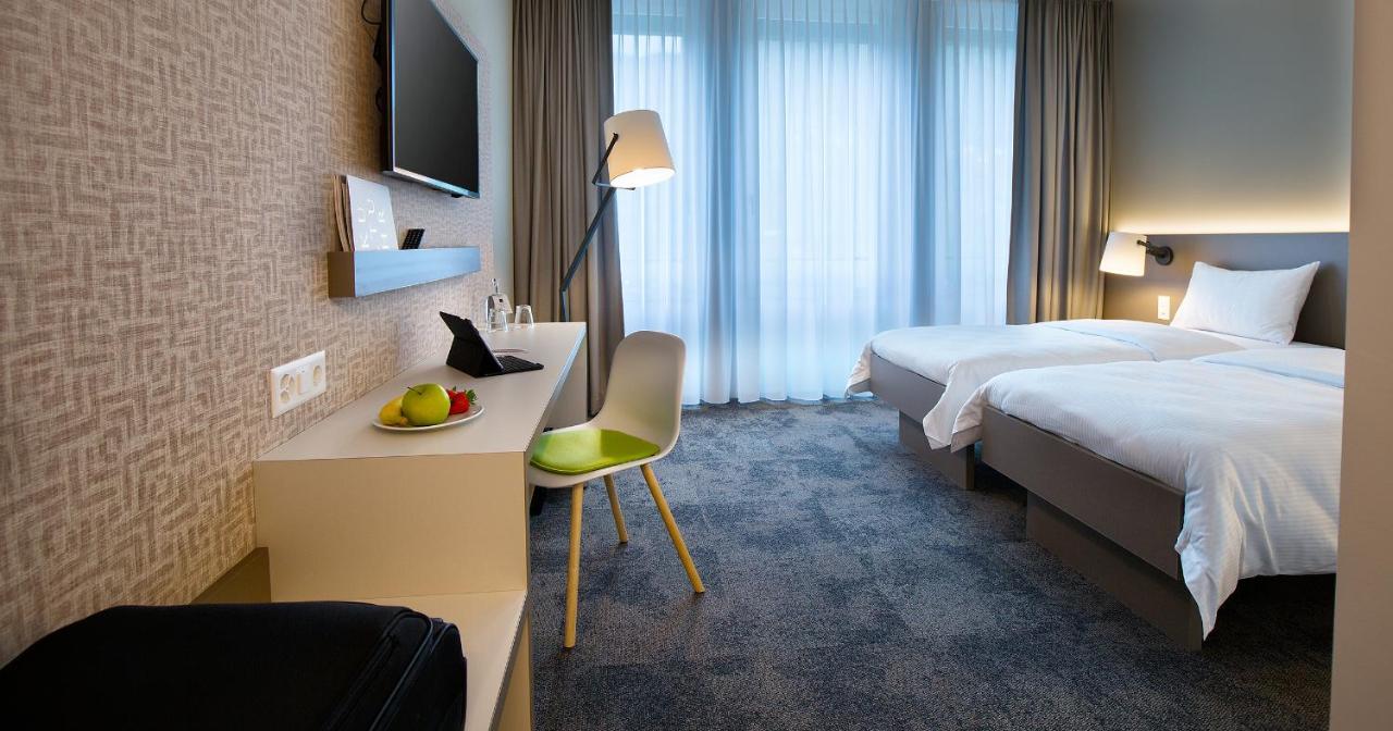 B_Smart Motel Landquart ภายนอก รูปภาพ